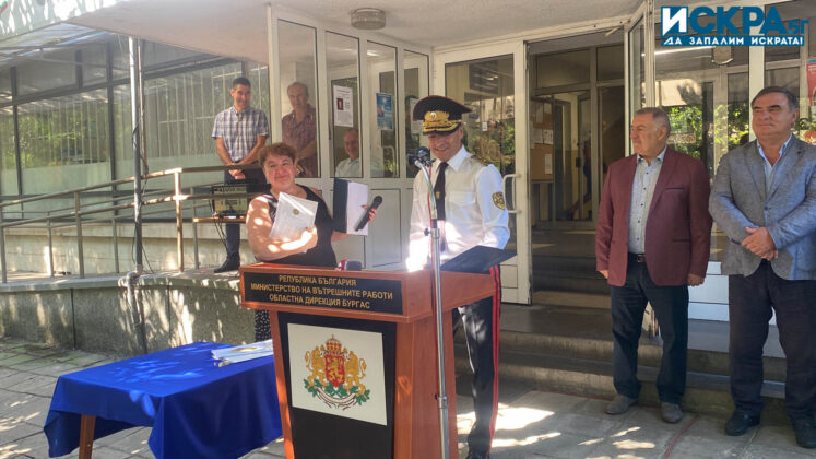 Говорител на ОДМВР-Бургас Цветелина Ранева и старши комисар Калоян Калоянов
