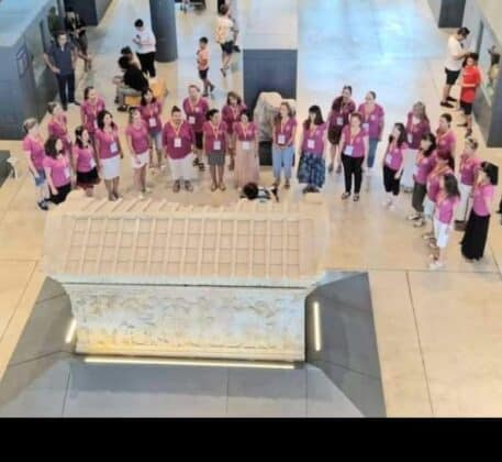 Дамски хор "Тримонциум"