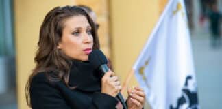 Искра Михайлова