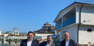 (от ляво надясно) Ивайло Мирчев, Христо Иванов, Димитър Найденов