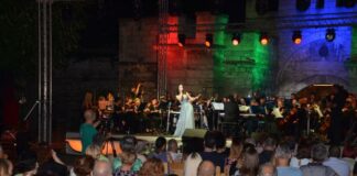 Концерт-спектакъл „Пресътворените песни“