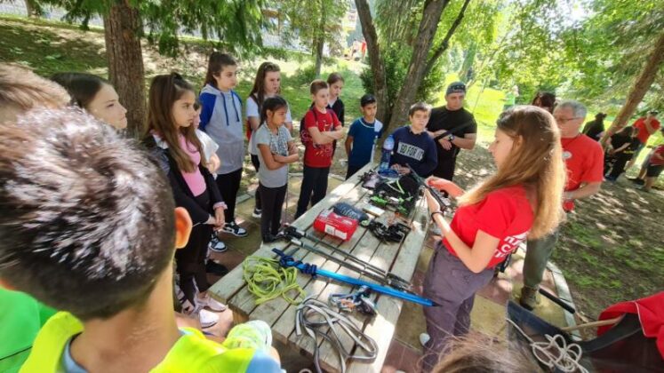 Детско полицейско управление