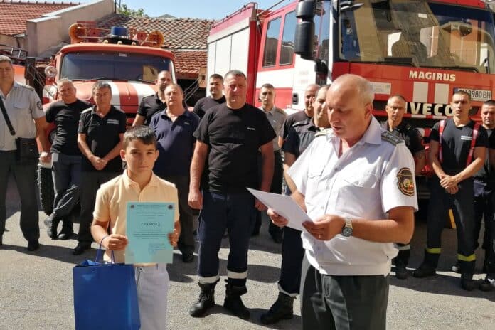 Наградено дете