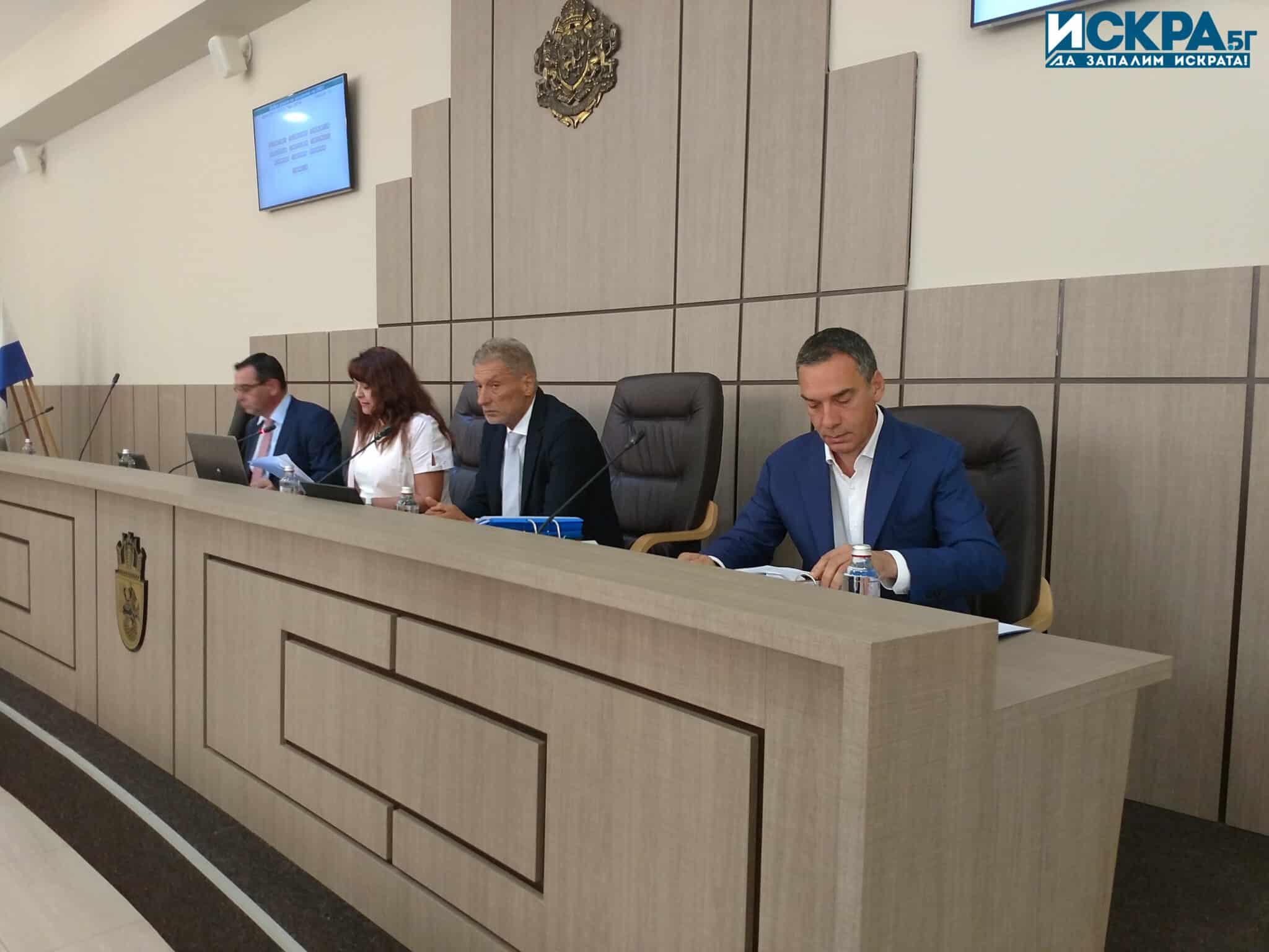 Общинският съвет в Бургас по предложение на кмета Димитър Николов