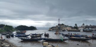 Рибарско селище, Камерун