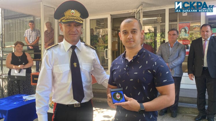 Старши комисар Калоян Калоянов и Николай Ангелов