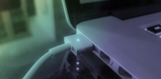 Зарядно за лаптоп