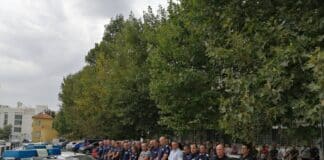 Едноминутно мълчание