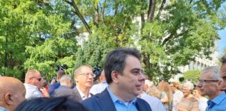 Асен Василев