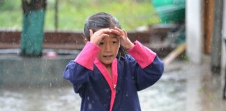 Азия - дъжд.