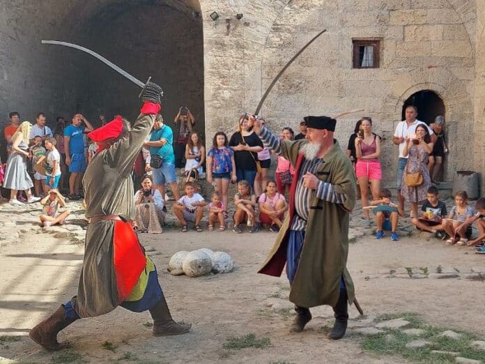 Битка за крепостта по време на фестивала „БъдинЪ“