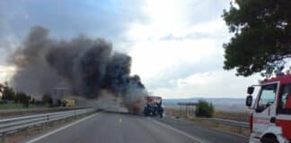 Горящ автобус