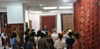 Изложба на килими