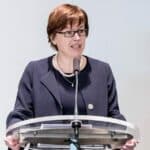 Катрин Де Бол