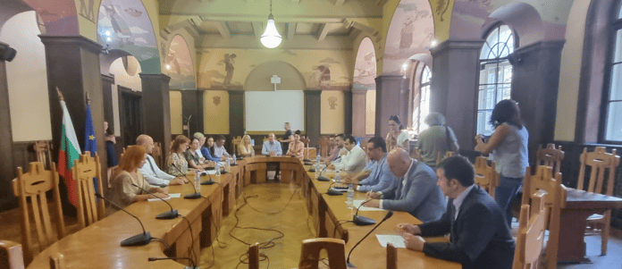 Консултации за състава на РИК-Бургас