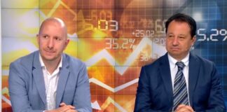 (от ляво надясно) Михаил Кръстев и Юлиан Войнов