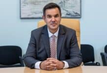 Никола Стоянов