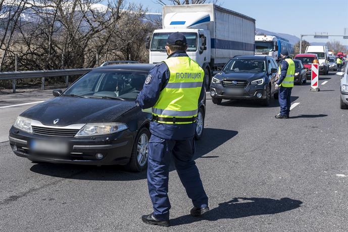 Пътни полицаи с проверка