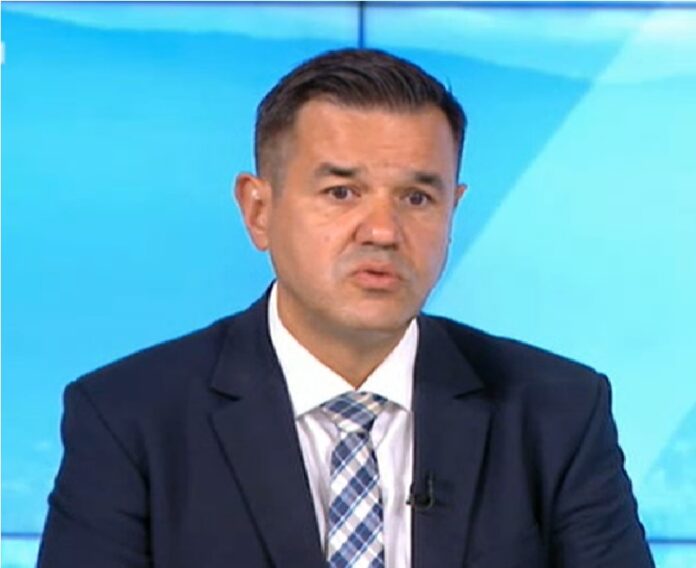 Никола Стоянов