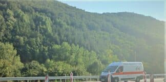 Транспортиране на пострадали деца