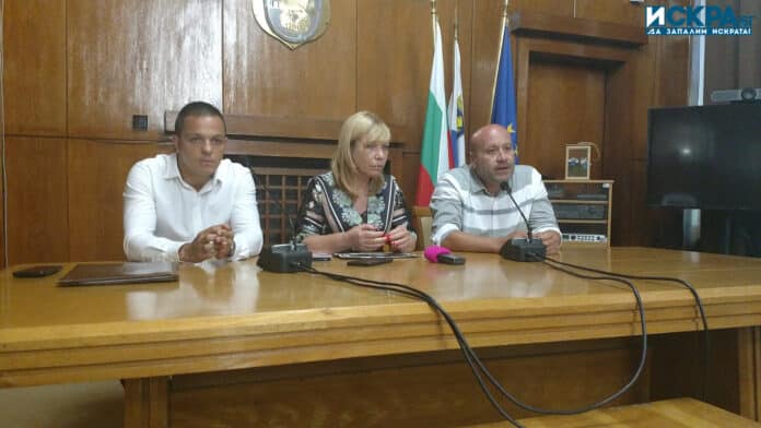 Цанко Цанков, Диана Саватева и Николай Илиев