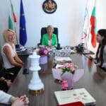 Весела Лечева и националният отбор по шахмат за жени