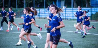 Женски футбол