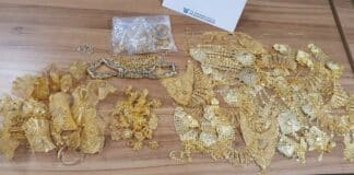 Златни накити