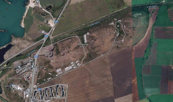 Червен баир в Ямбол