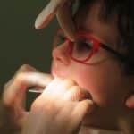 Дете при зъболекар