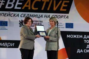 Донка Михайлова и Весела Лечева