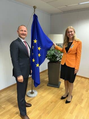 Двустранни срещи