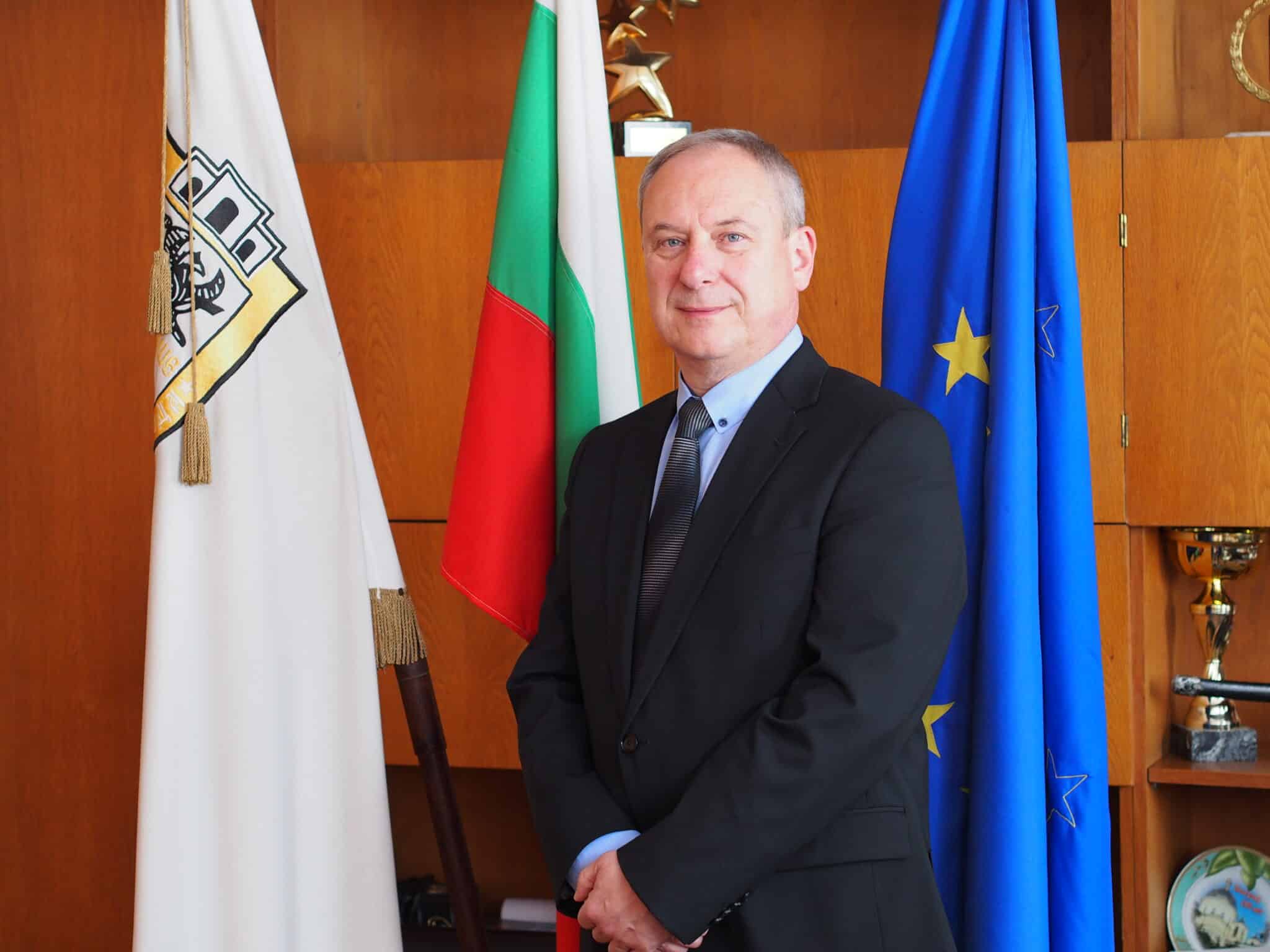 На Възкресение Христово отправям към всички най искрени поздравления и благопожелания