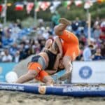 Мими Христова (вляво) и София Георгиева във финалната битка