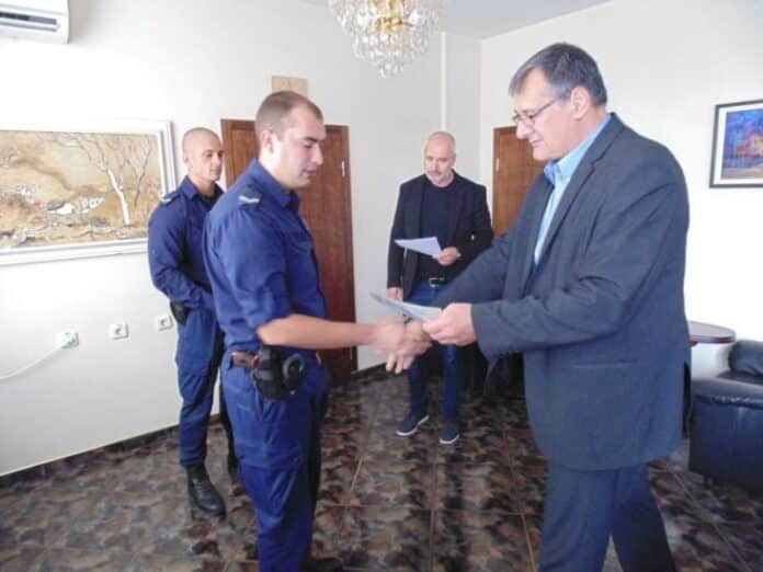 Награждаване полицаи, Търговище