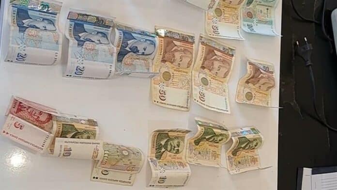 Намерени банкноти в Перник