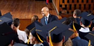 Президентът Румен Радев пред студенти