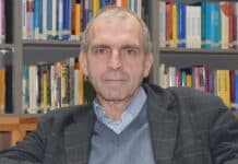 Проф. Ивайло Дичев