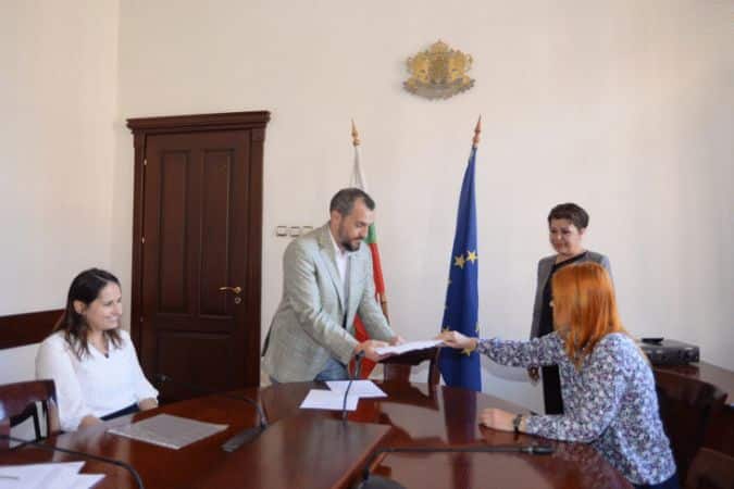 Теглене на жребий