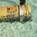 Тръба в морето.