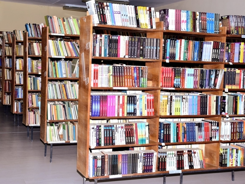 15 577 книги са били закупени за библиотеките в училищата