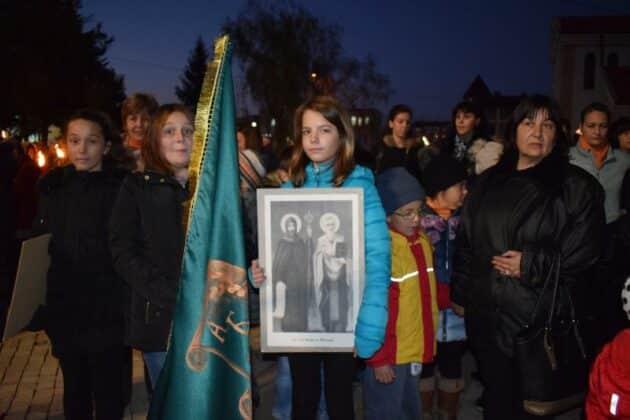 Факелно шествие, Елин Пелин