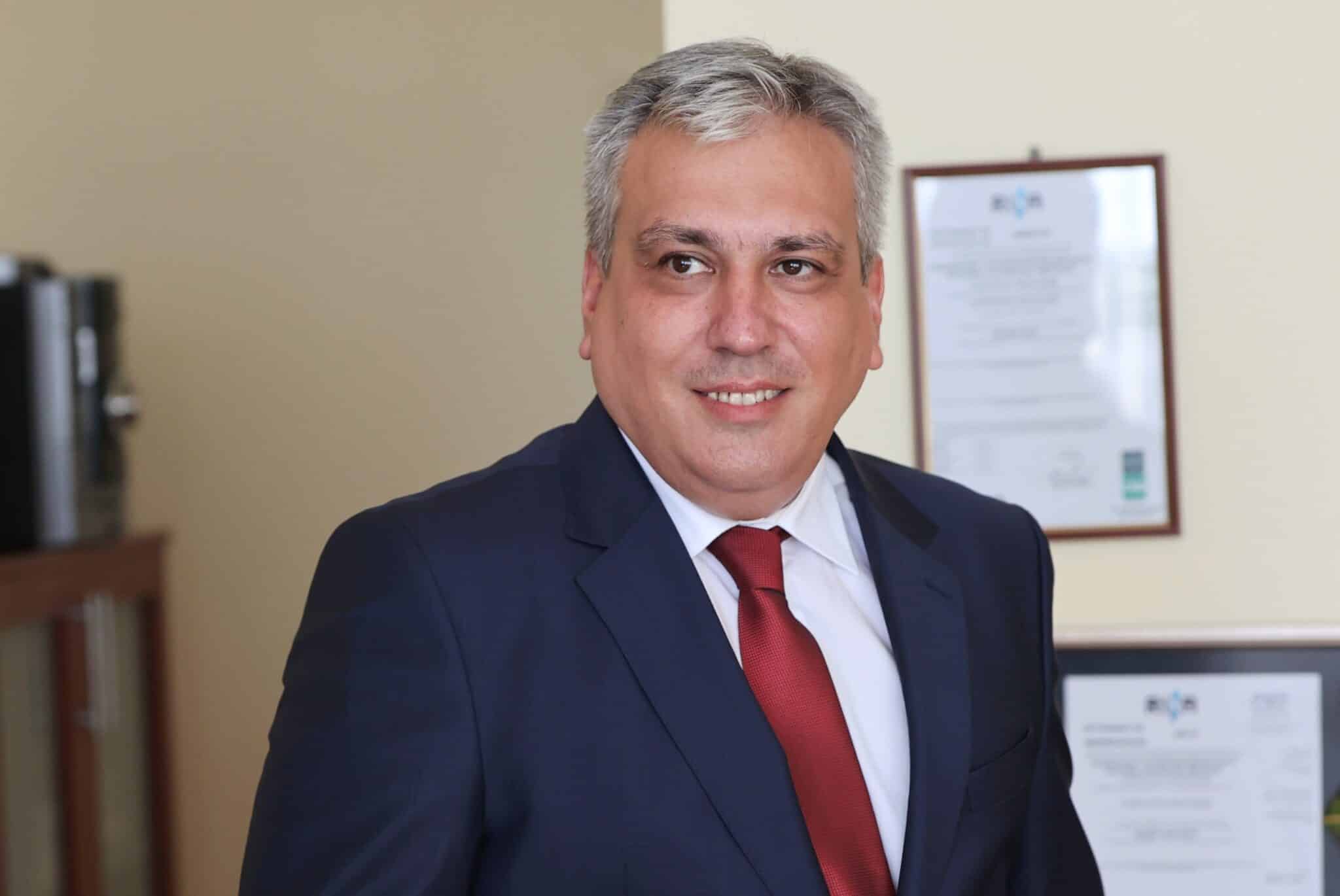 С декларация от парламентарната трибуна партия Възраждане поиска незабавна оставка