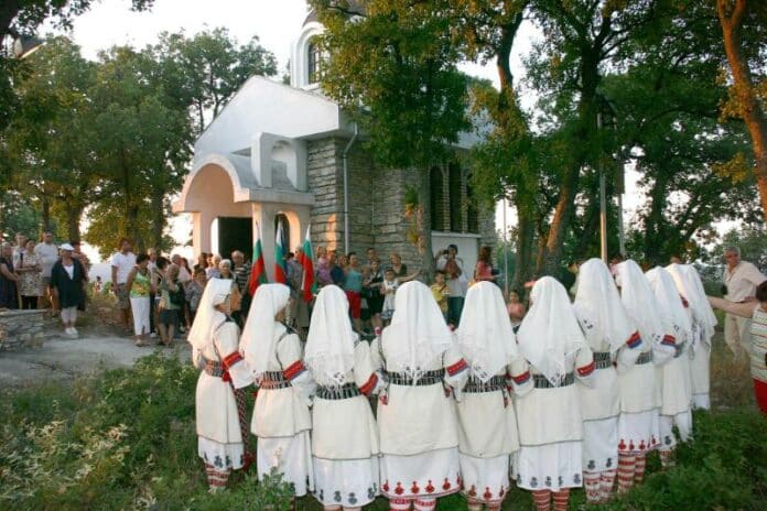 Фестивал в село Хухла