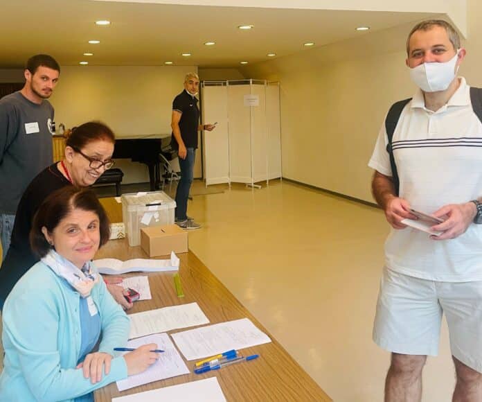 Гласуване в Токио