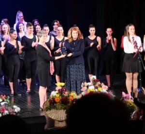 Илияна Йотова