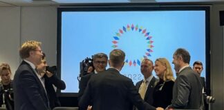 Министър Христов по време на съвета