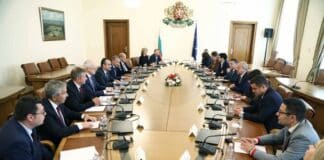 Премиерът с работодателските организации