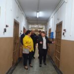 Проверка в затвора