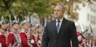 Румен Радев